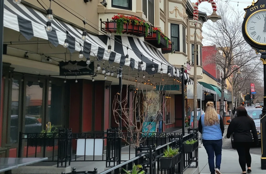 Commercial Roofing for Retail and Restaurant Chains in Chico, CA Commercial Roofing for Retail and Restaurant Chains in Chico, CA
