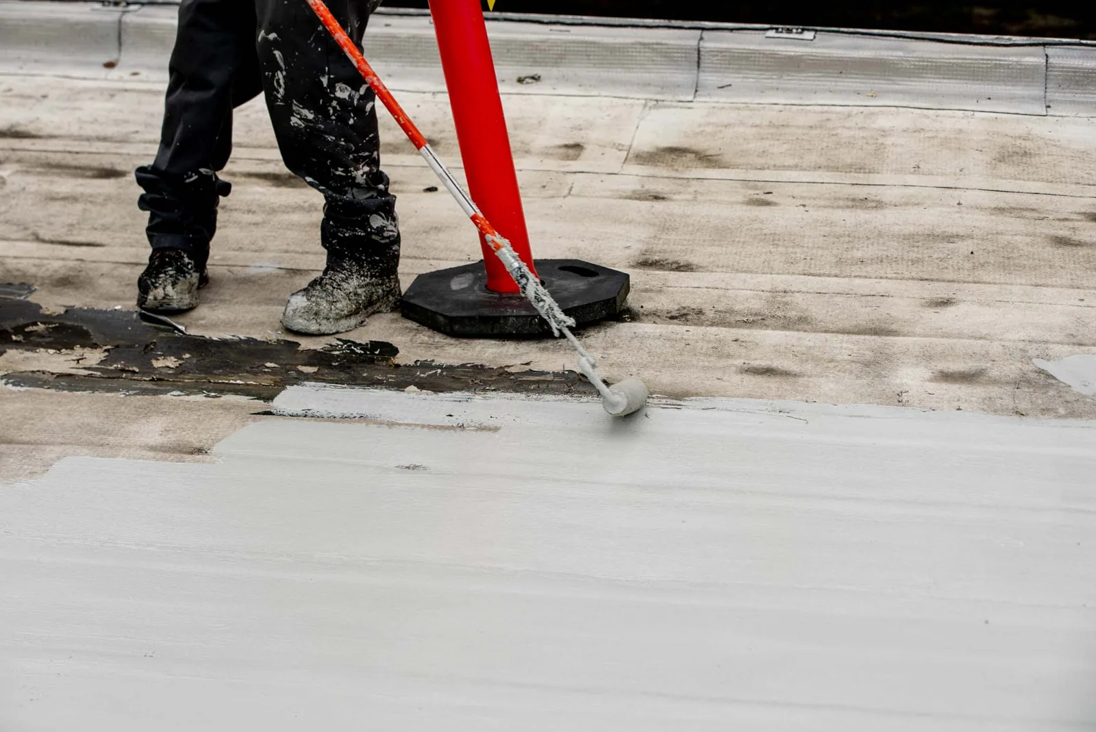 Acrylic Roof Coatings for Commercial Roofs in Chico, CA